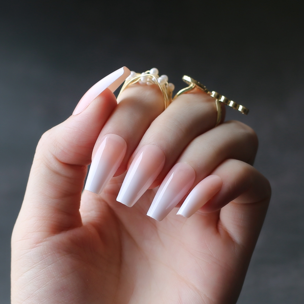 Nail Art Ombre Pink - Super ยาว Nude Ombre สายฝรั่งเศสเคล็ดลับเงาเล็บปลอม Stiletto