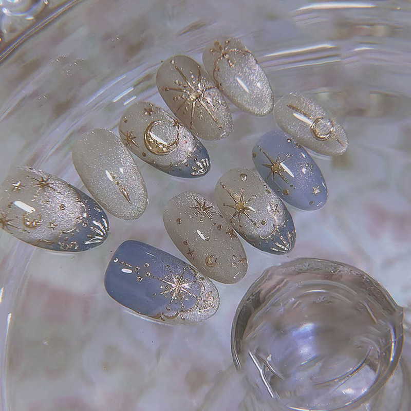 ชุดเล็บปลอมสีฟ้าทรงอัลมอนด์ 24 - Nail Art Overlay บทวิจารณ์และราคา