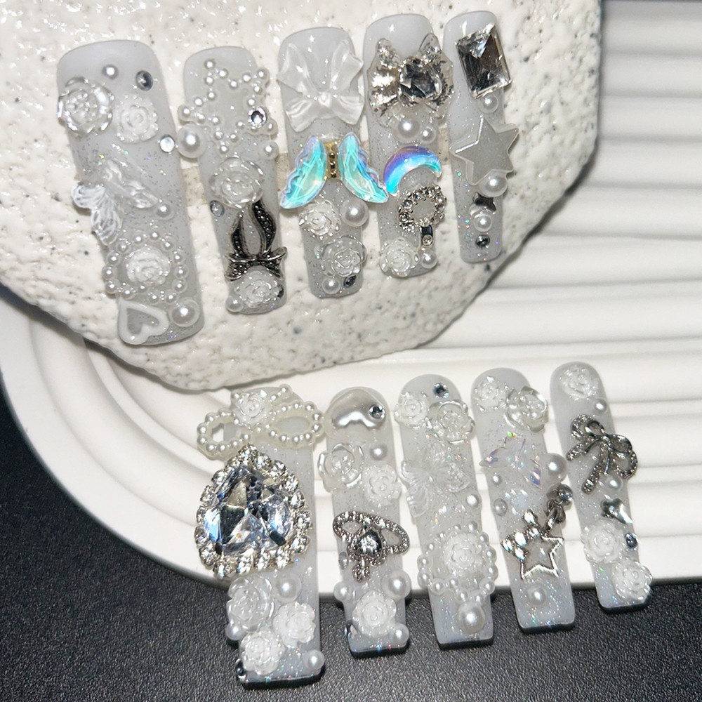 เล็บปลอมแบบกดติด 10 ชิ้น ลาย J - Nail Art Overlay บทวิจารณ์และราคา