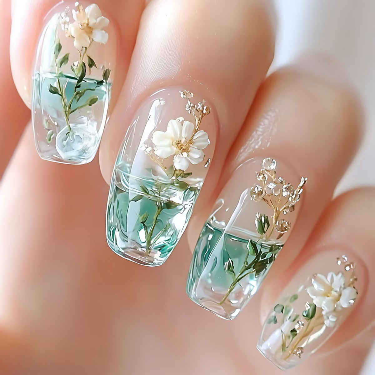 เล็บปลอมขนาดกลางสำหรับผู้หญิงแ - Nail Art Press On บทวิจารณ์และราคา