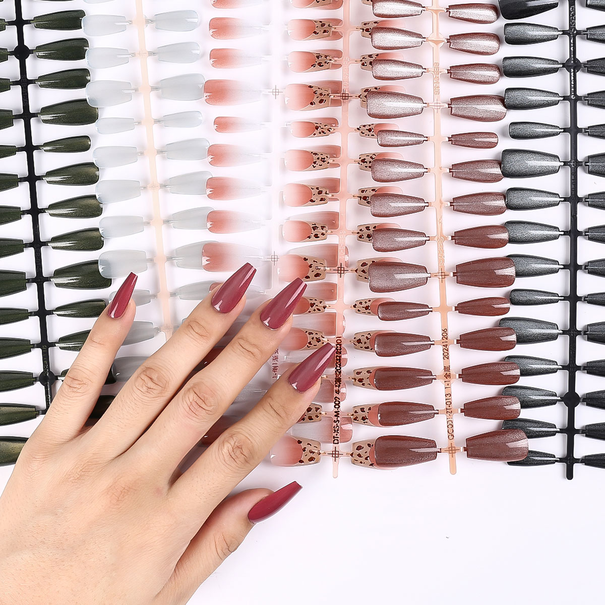 เล็บปลอมแบบกดติด 30 ชิ้น รูปทร - Nail Art Ombre Pink บทวิจารณ์และราคา